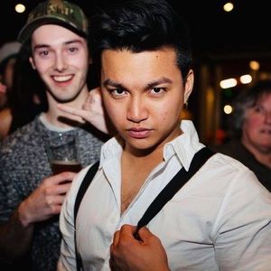 Meet your Posher, Lloyd